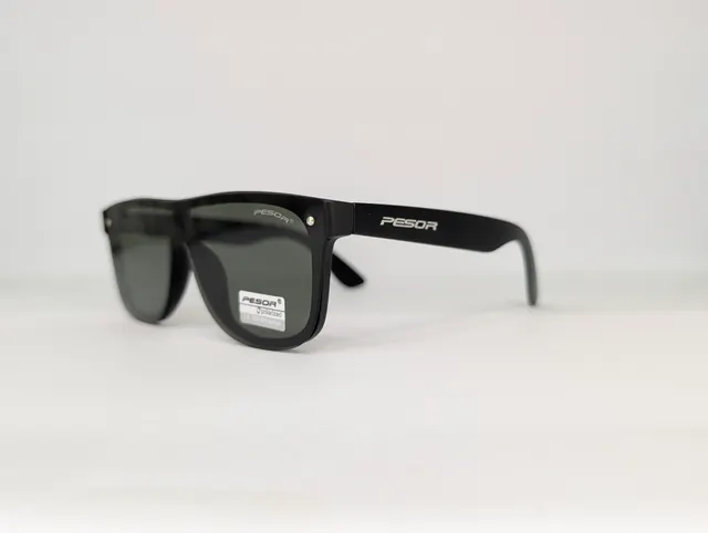 PESOR POLORIZED ( DARK GREEN) Q00211