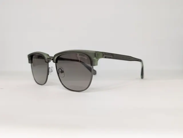 TOMFORD BROWLINE ( OLIVE GREEN) Q00217