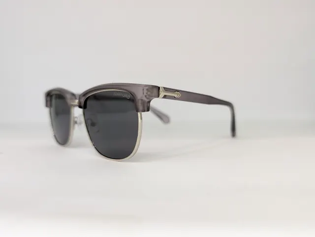 TOMFORD BROWLINE ( BLACK TINTED) Q00218